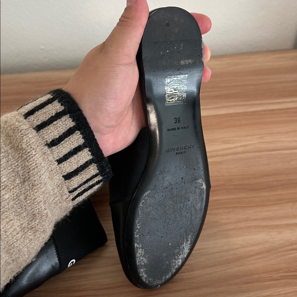 Givenchy Black Logo Slides - Picture 5 of 6